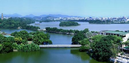 惠州西湖、紅花湖單車、奧地利小鎮(zhèn)、住樂逸溫泉、羅浮山兩日游